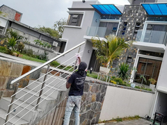 ইন্ডোর ডেকোরেশন 201 304 316 স্টেইনলেস স্টীল সিঁড়ি রেলিং আইনক্স সিঁড়ি